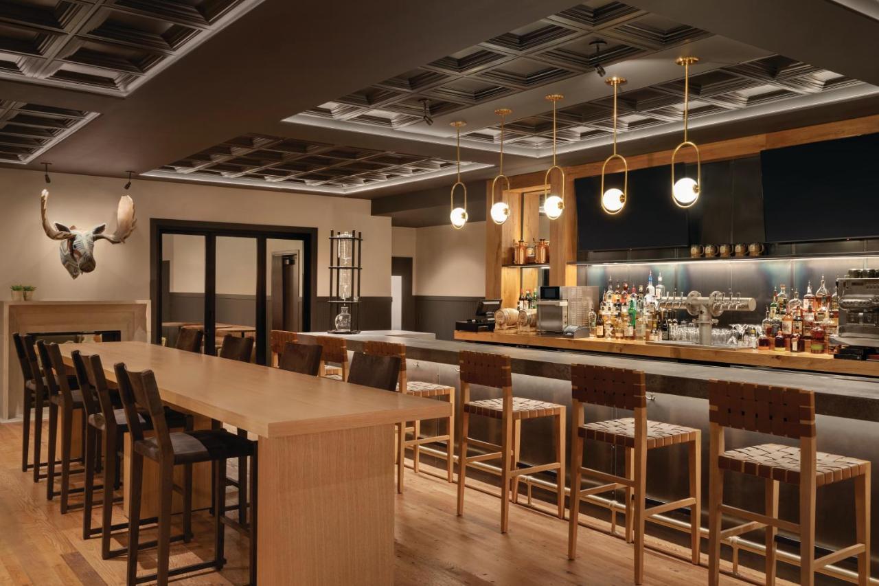 The Eddy Taproom & Hotel Golden Bagian luar foto