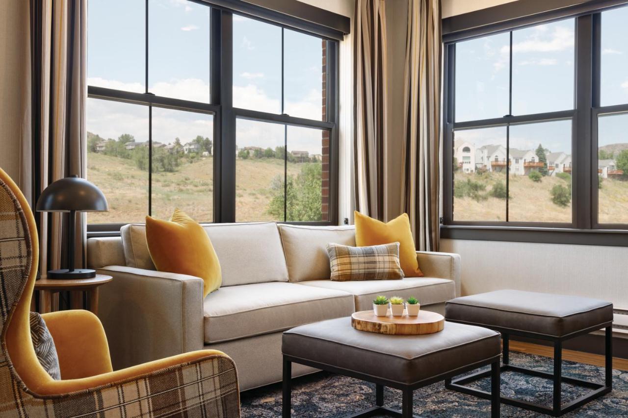 The Eddy Taproom & Hotel Golden Bagian luar foto