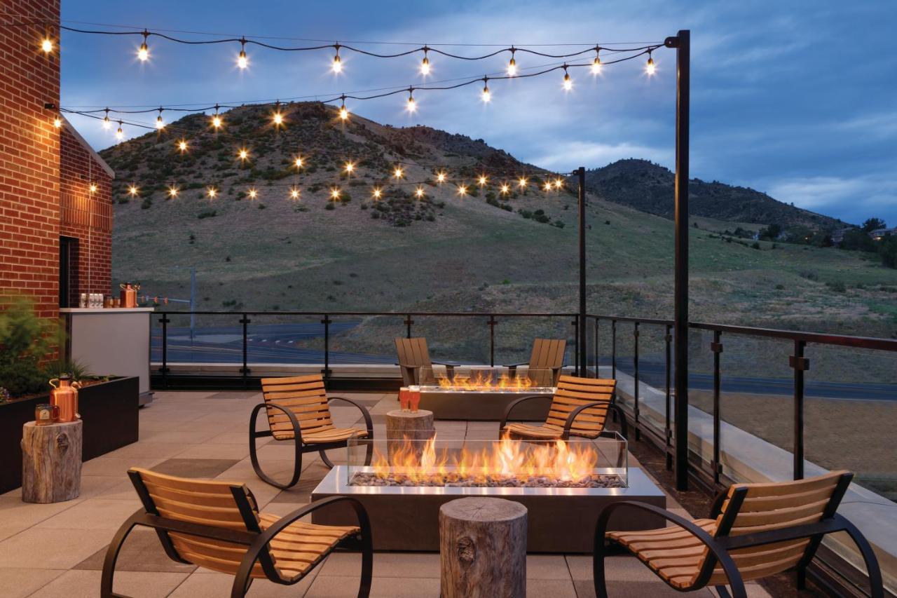 The Eddy Taproom & Hotel Golden Bagian luar foto
